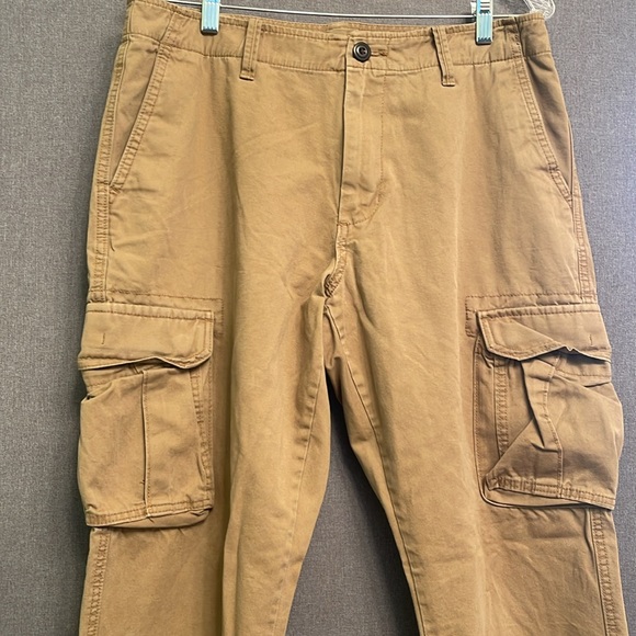Old Navy men’s cargo pants size 34x34, good condition cotton blend - Picture 3 of 10